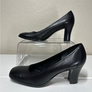 Etienne Aigner Bloom Leather Pumps Square Toe Mid Heel Black Sz 8 Classic 90's